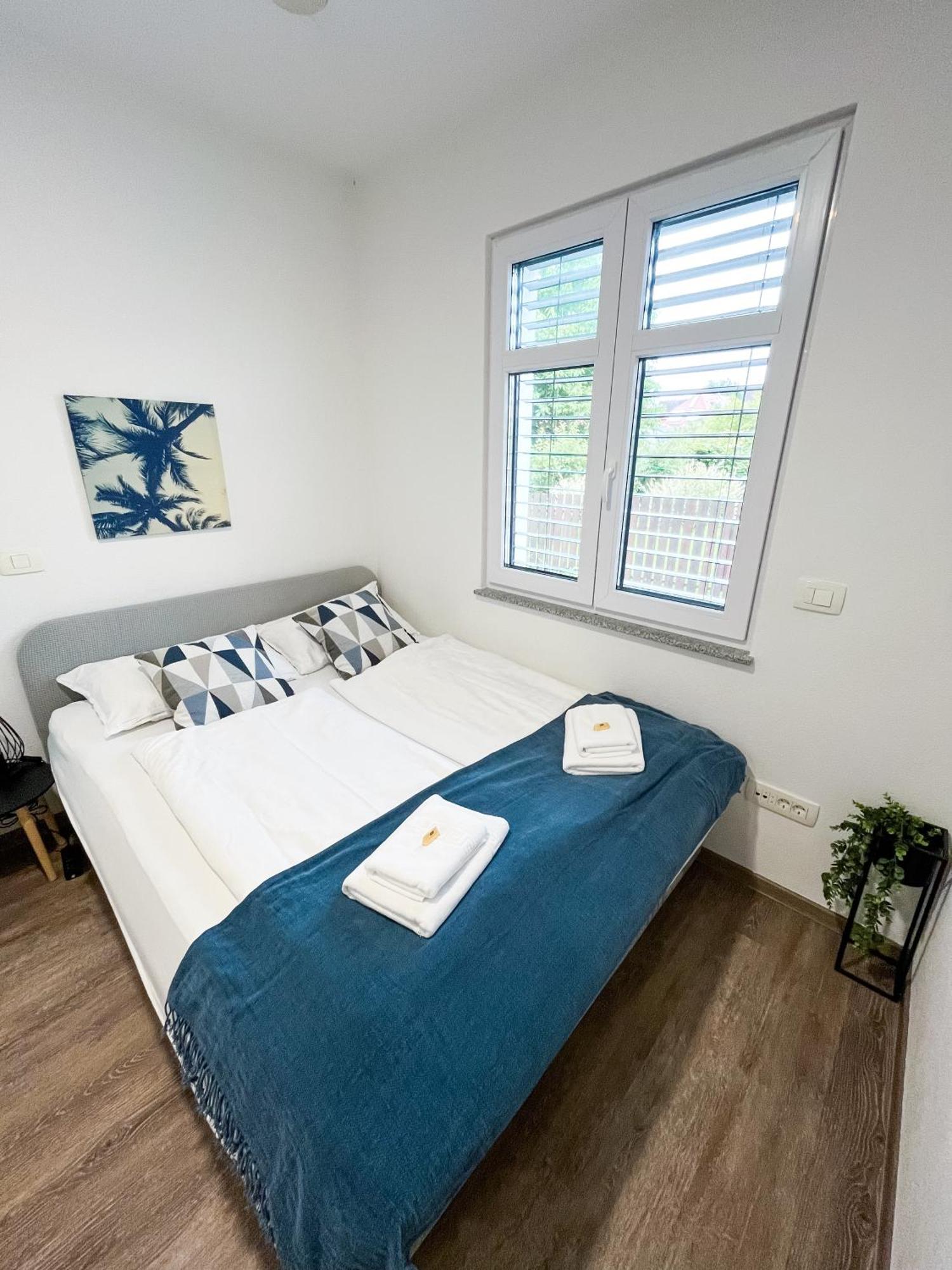 Anita'S Studio Apartments Ljubljana Extérieur photo